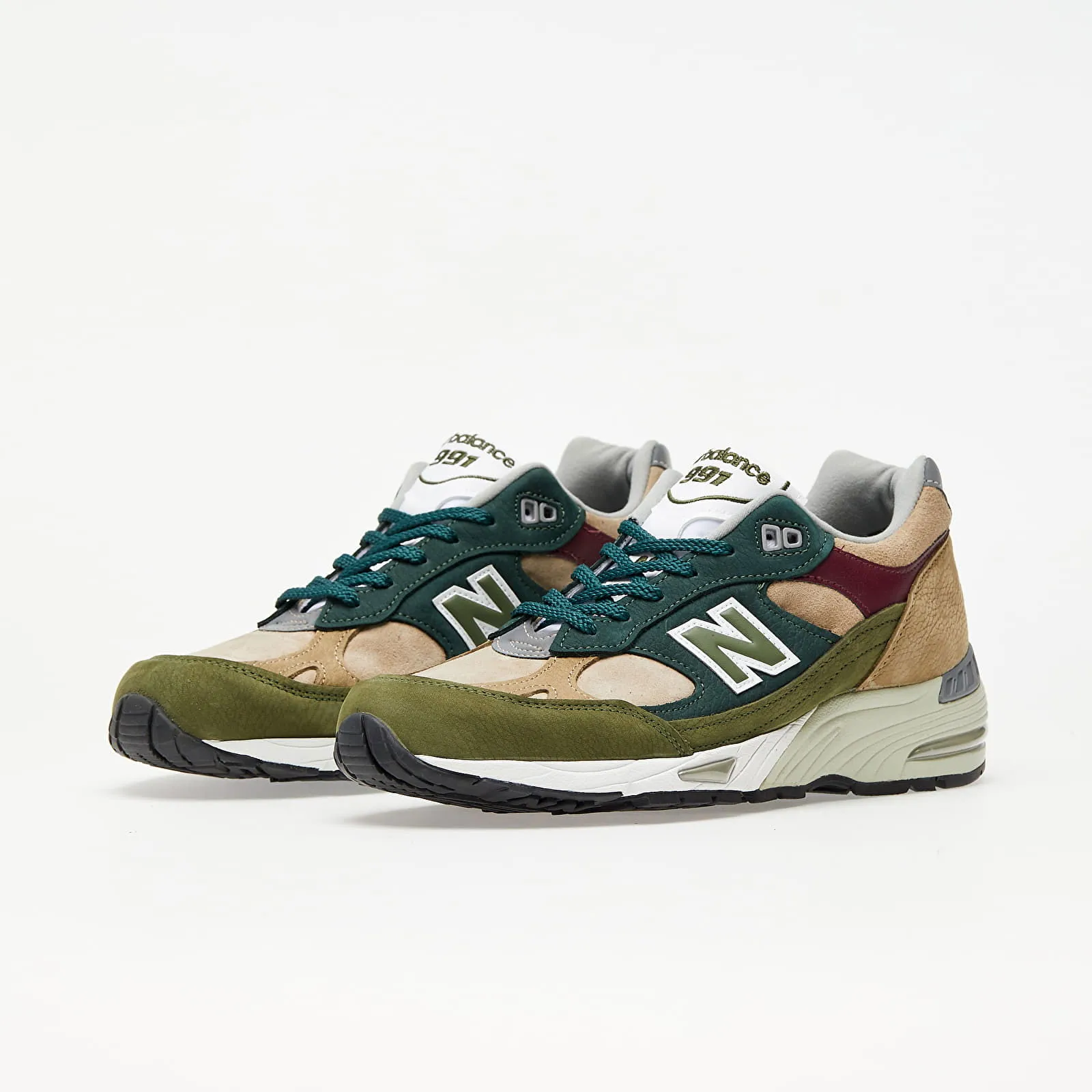 New Balance 991